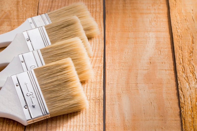 Los 7 pasos para barnizar madera nueva sin errores