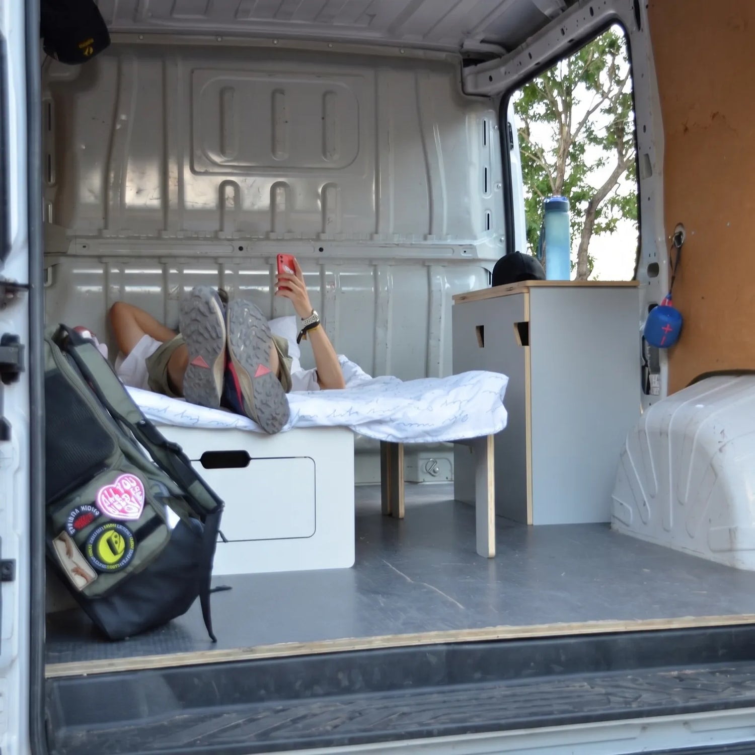 ¿Cómo configurar tu camper con un kit de Plykit?